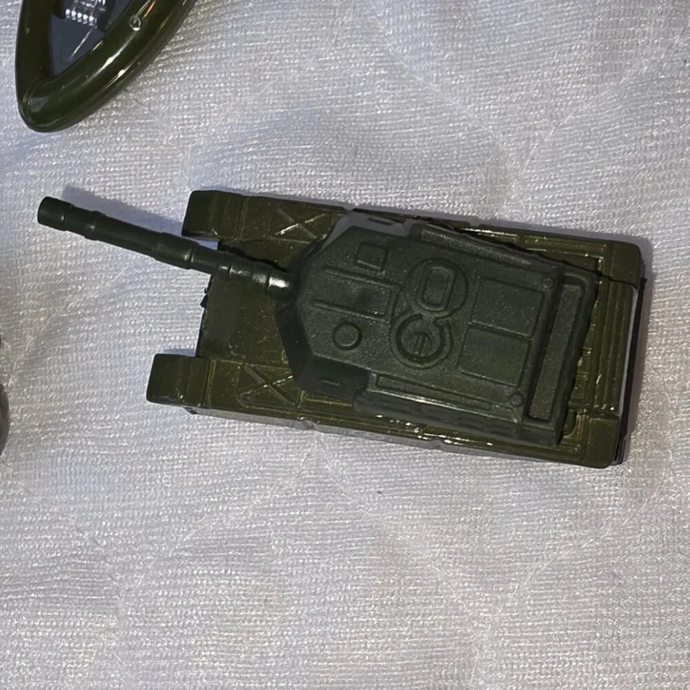 Military Vehicle Action Figure Toys Motorcycle Tanks Boat Lot of 4